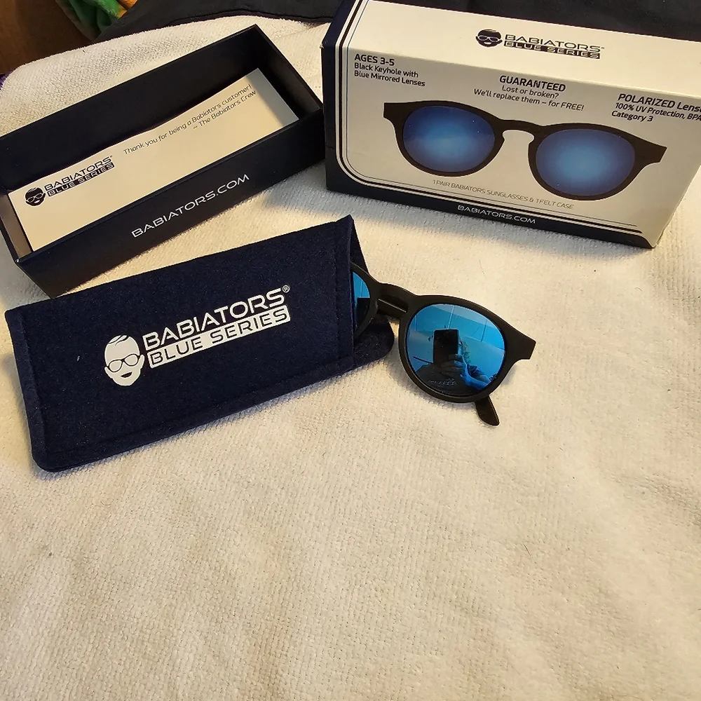 Babiators POLARIZED 100% UV PROTECTION Sunglasses BPA FREE Blue Mirrored Age 3-5